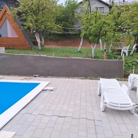 Lana Apartament *