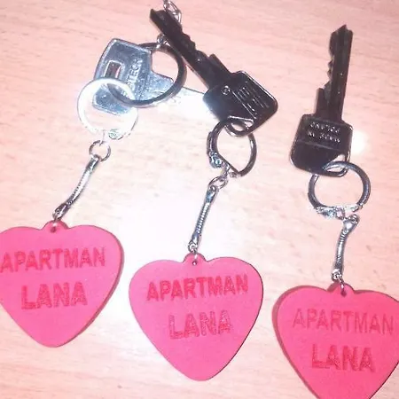 Lana Apartment